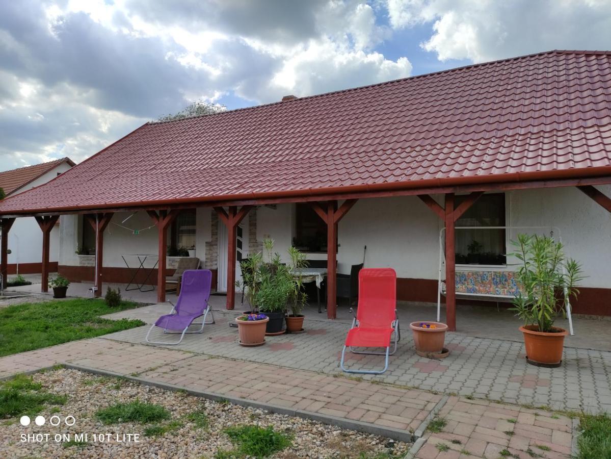 Rakoczi Vendeghaz Lägenhet Poroszló Exteriör bild