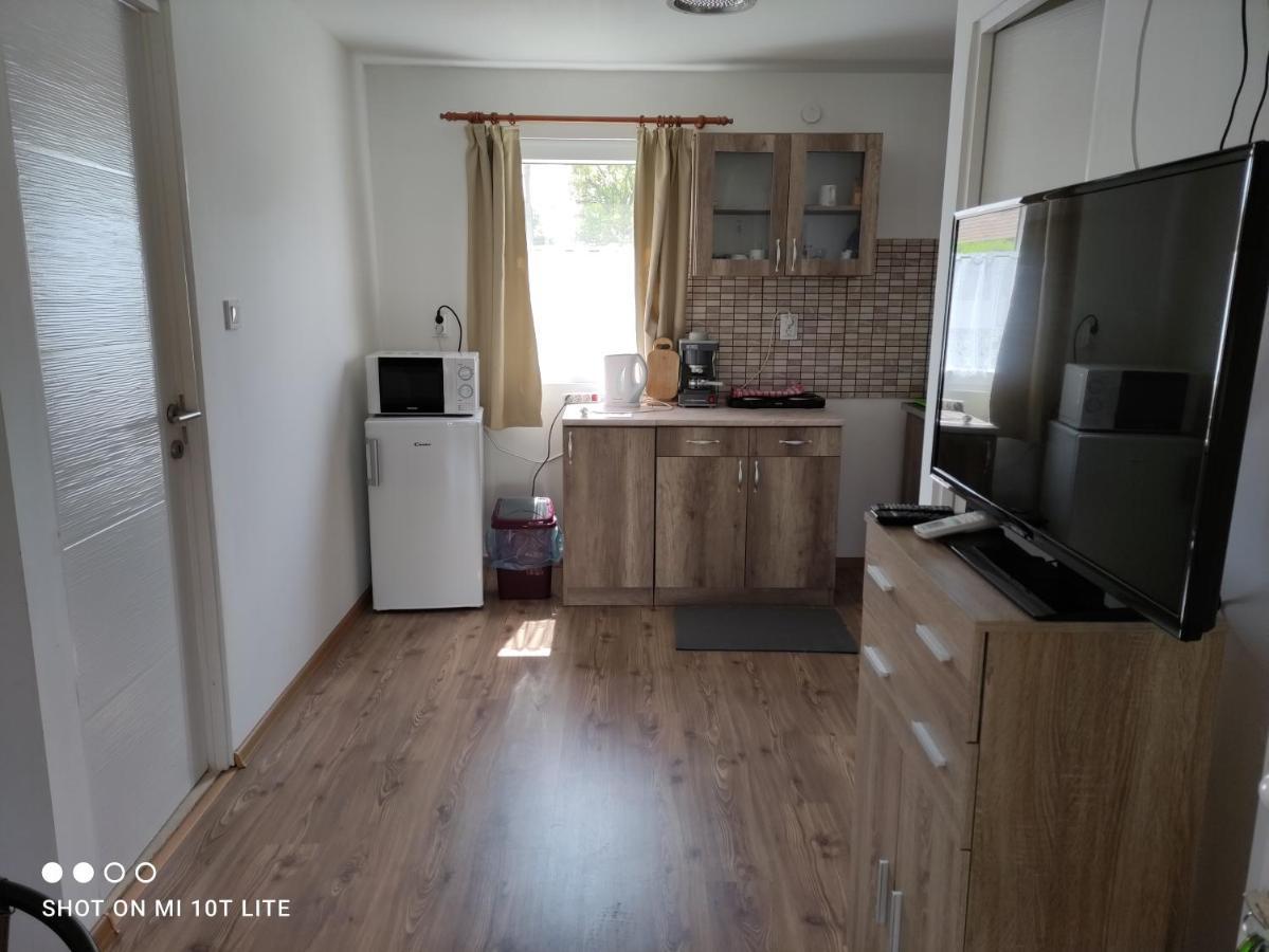 Rakoczi Vendeghaz Lägenhet Poroszló Exteriör bild