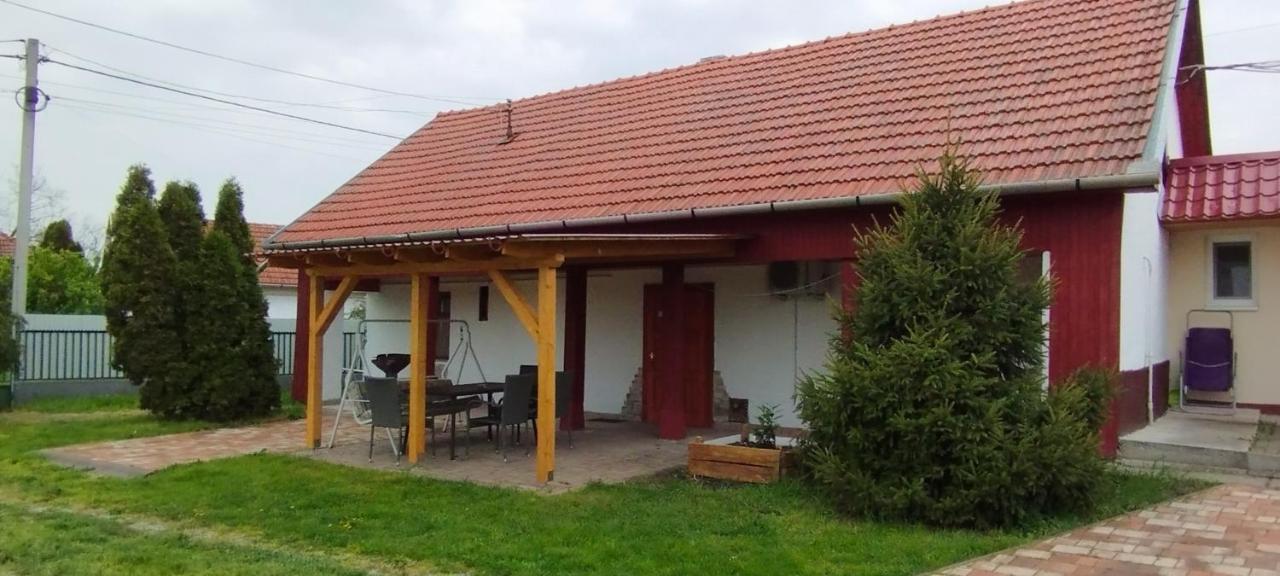 Rakoczi Vendeghaz Lägenhet Poroszló Exteriör bild