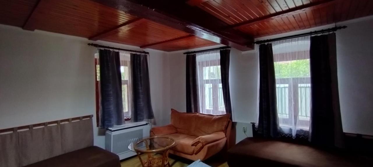 Rakoczi Vendeghaz Lägenhet Poroszló Exteriör bild