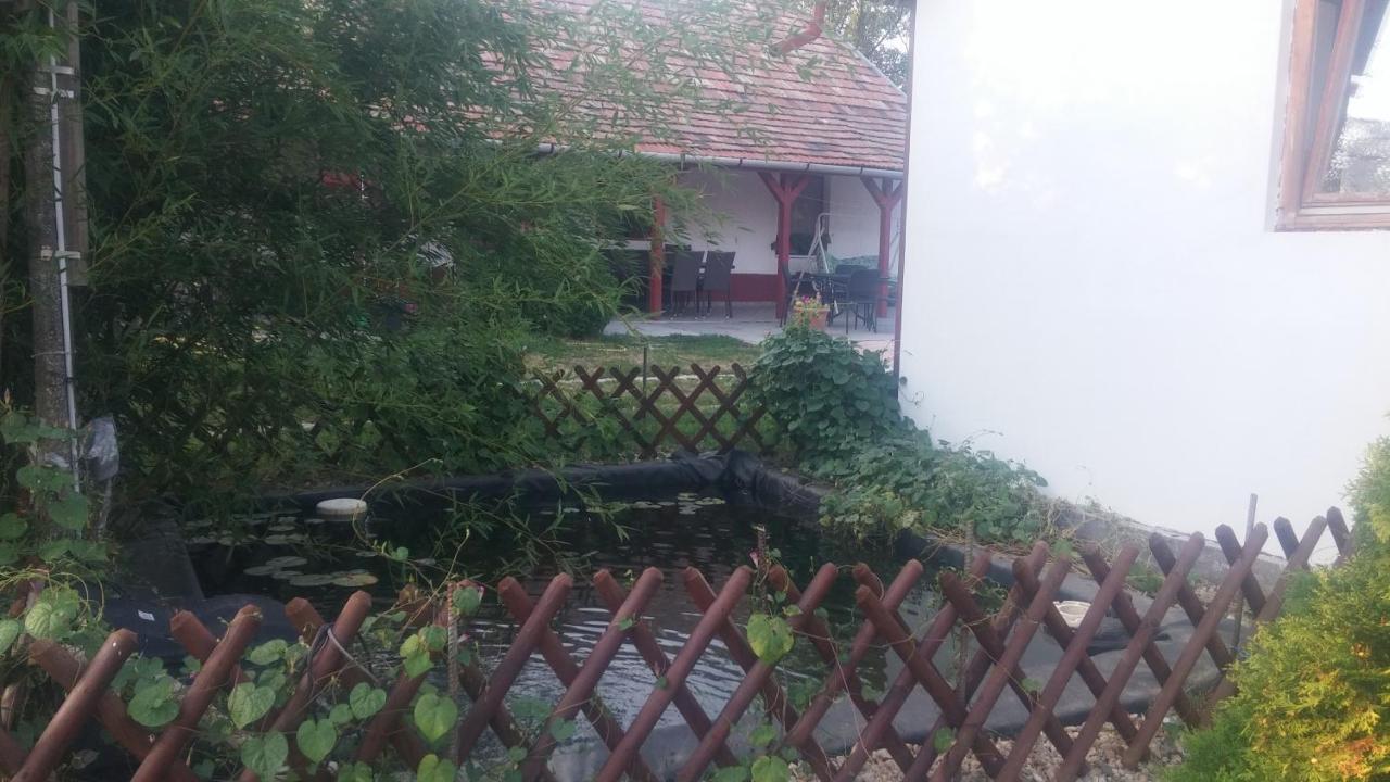 Rakoczi Vendeghaz Lägenhet Poroszló Exteriör bild